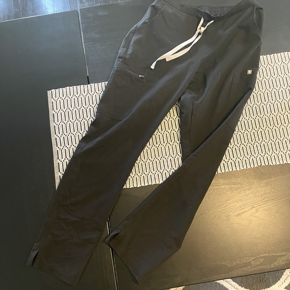 Small Figs Yola Skinny Scrub Pants